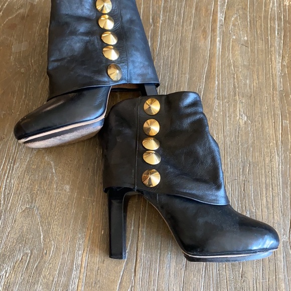 Gold hardware booties - Picture 8 of 8